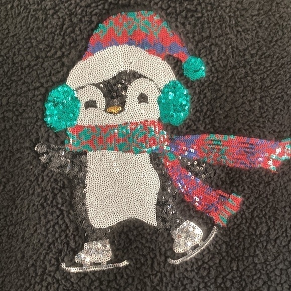 Time and Tru small Christmas sweatshirt penguin Christmas holidays fleece - Picture 2 of 10